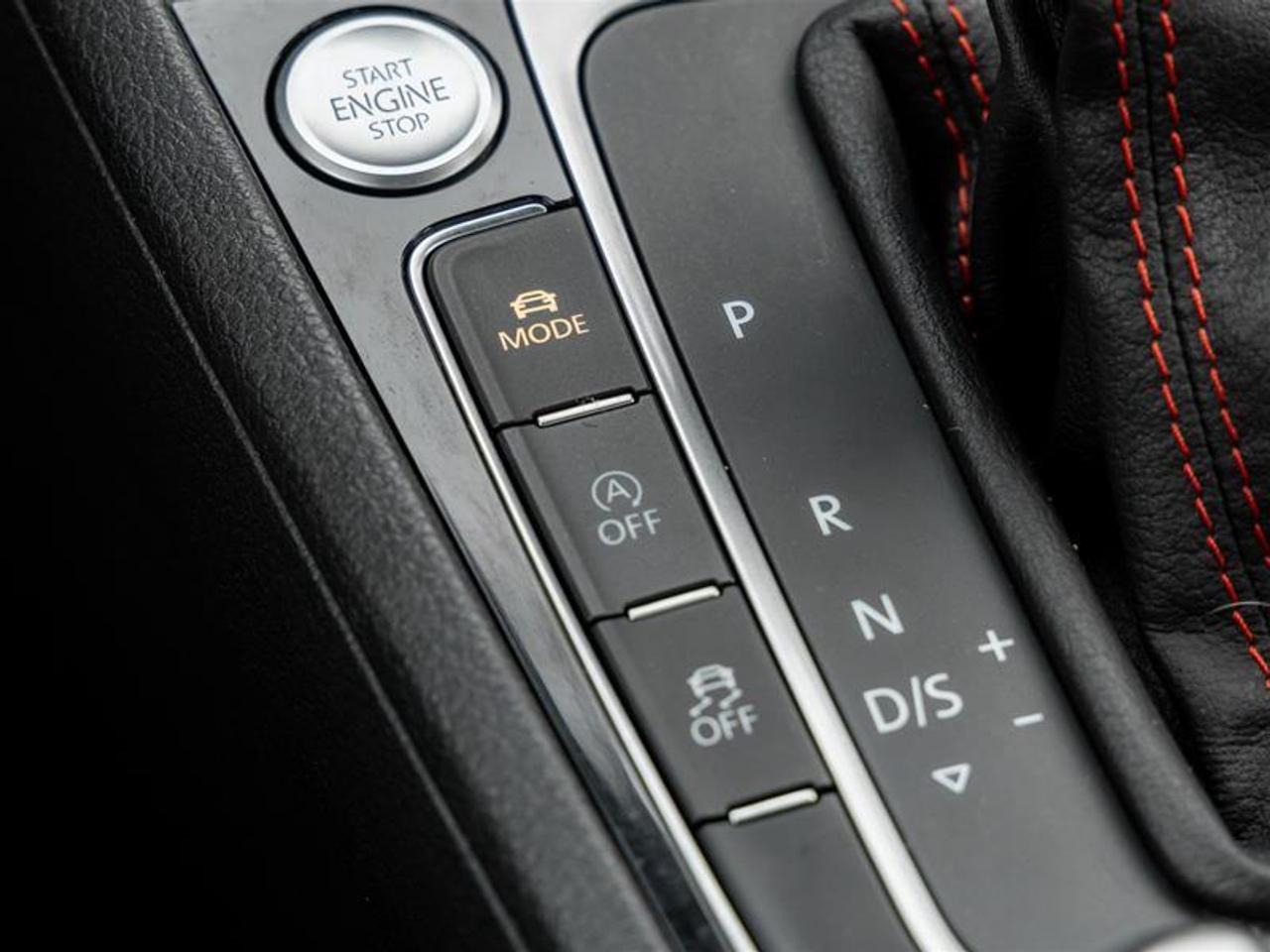 2019 Volkswagen Golf GTI 5-Door Rabbit (DSG) 4dr Hatchback Photo