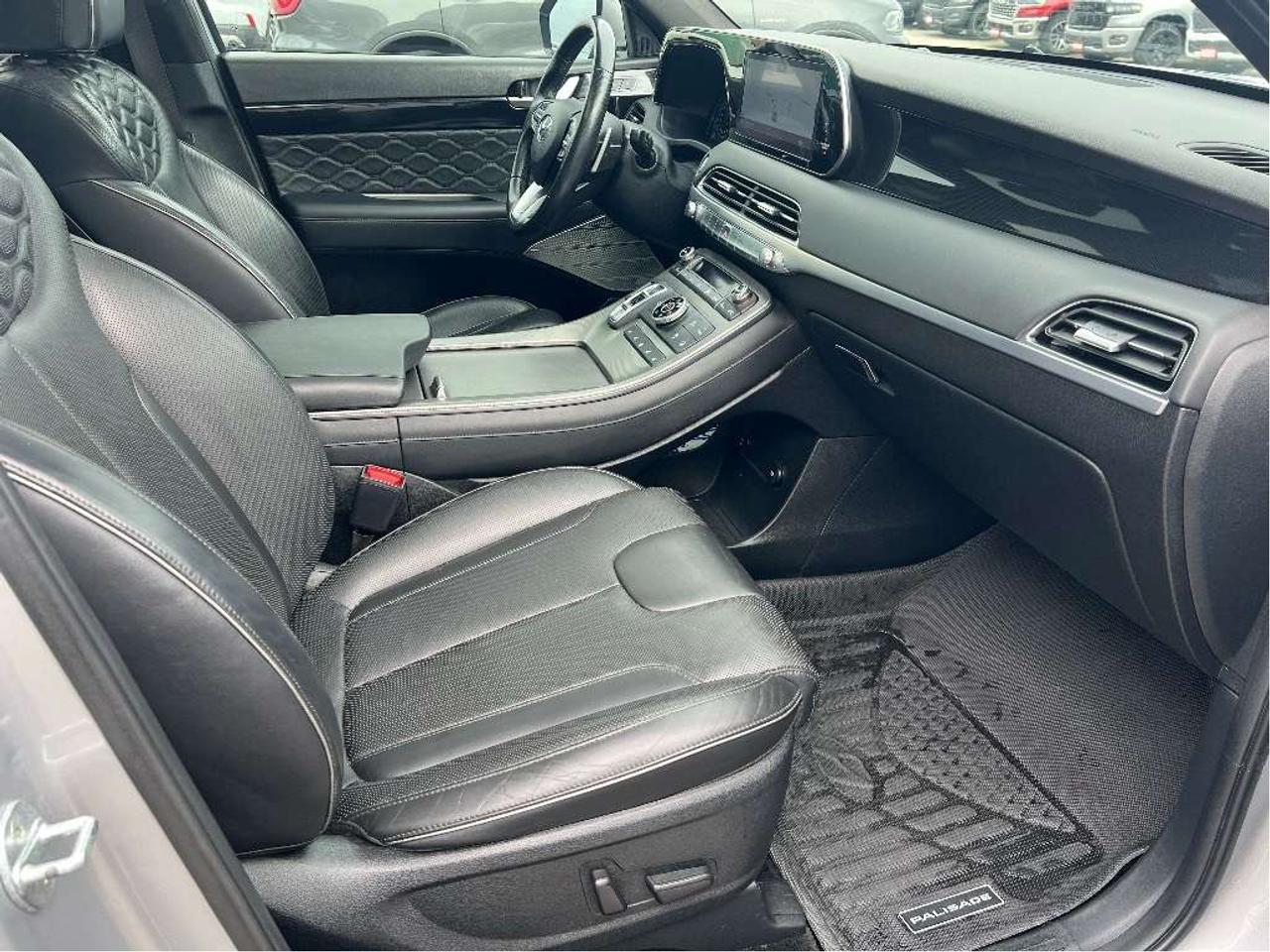 2022 Hyundai PALISADE Ultimate Calligraphy 7-Pass AWD *SUN *NAVI *LTHR Photo