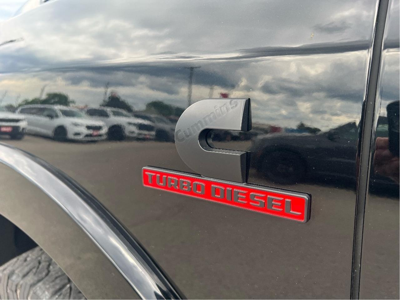 2020 RAM 2500 Limited 4x4 6.7L Diesel *SUN *NAVI *TOW *BLACKOUT Photo