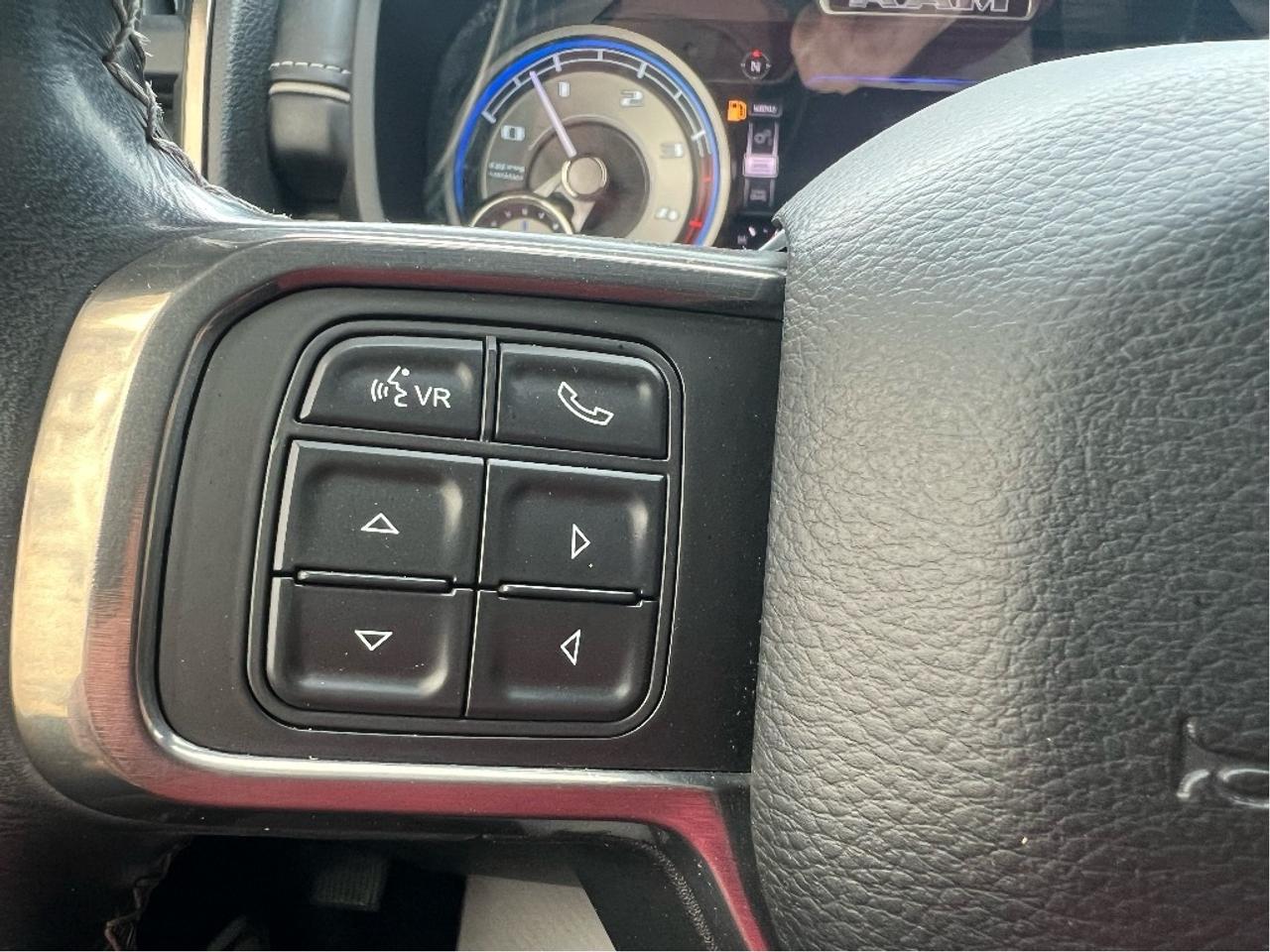 2020 RAM 2500 Limited 4x4 6.7L Diesel *SUN *NAVI *TOW *BLACKOUT Photo
