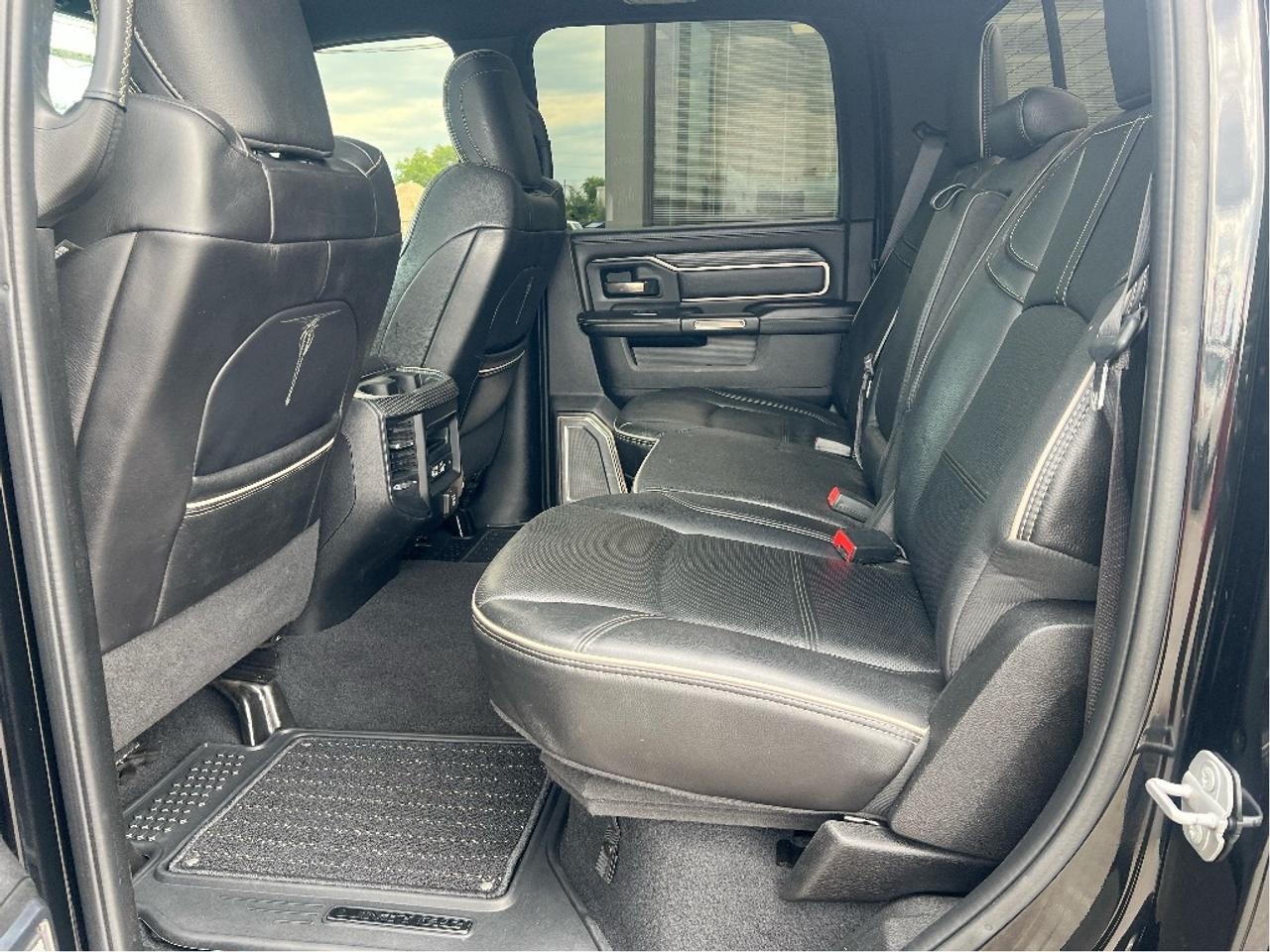 2020 RAM 2500 Limited 4x4 6.7L Diesel *SUN *NAVI *TOW *BLACKOUT Photo