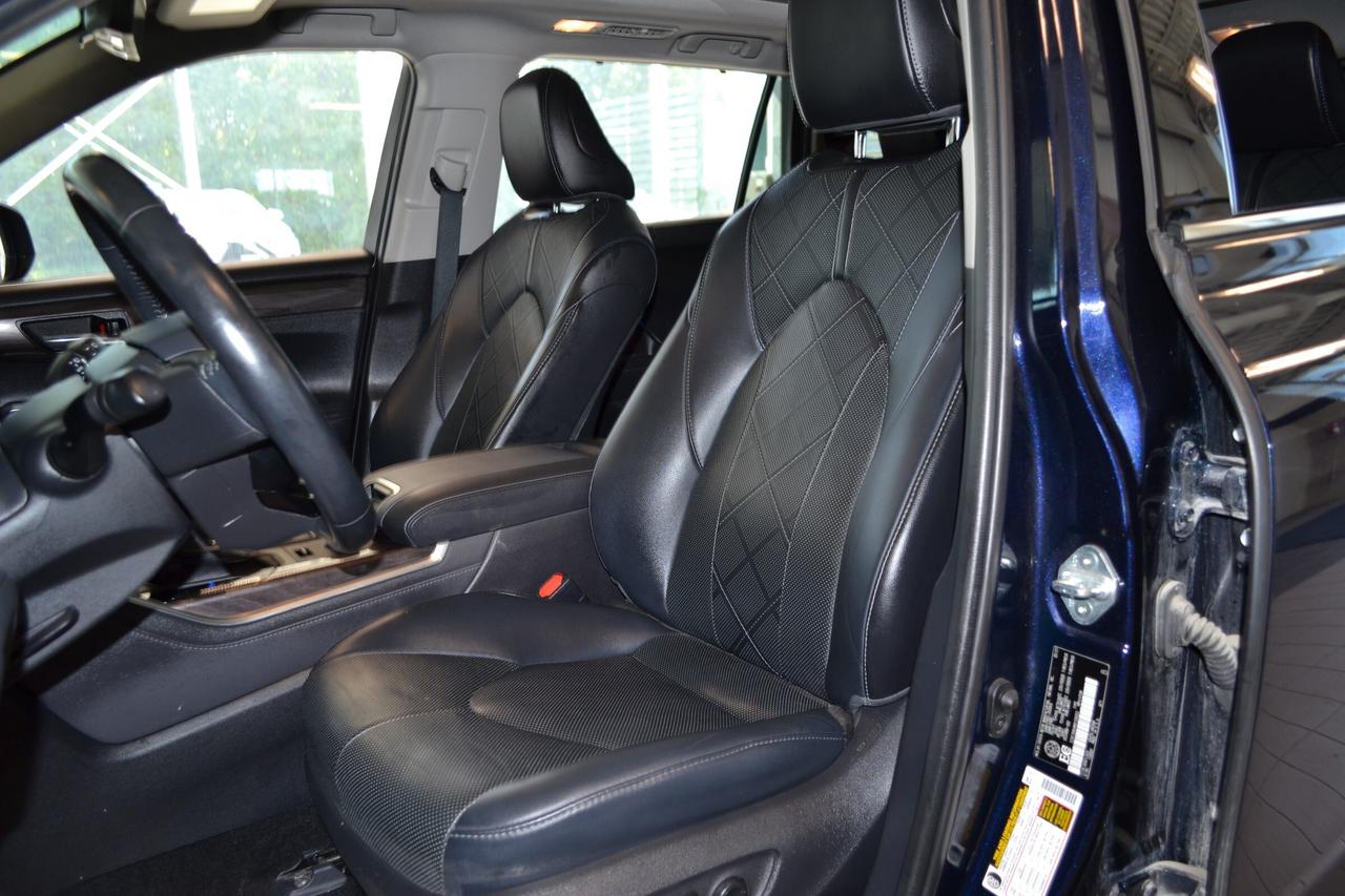 2021 Toyota Highlander LIMITED  Photo