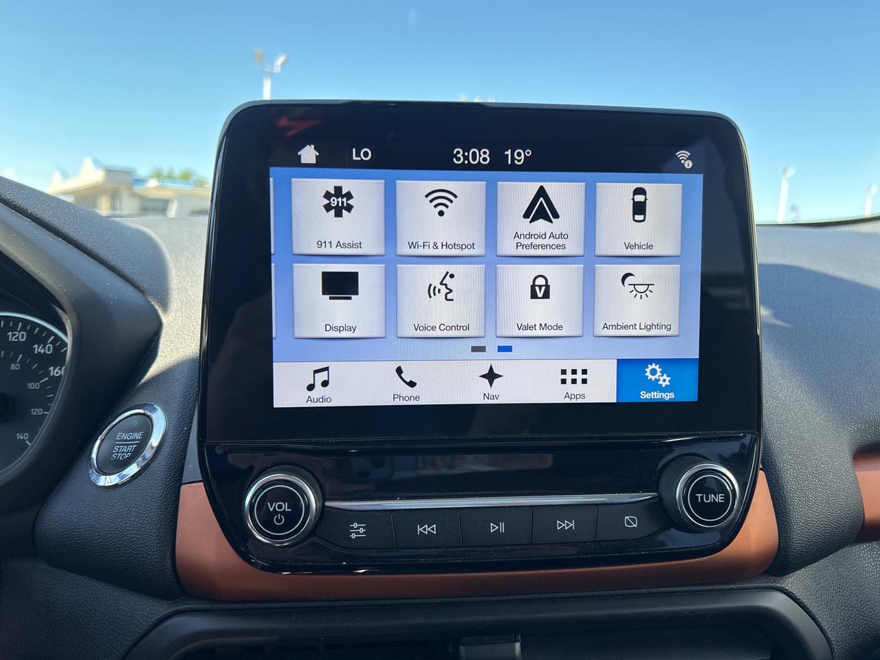 2018 Ford EcoSport SES 2.0L 4WD SUNROOF HEATED SEAT BLIND SPOT 17WHL Photo