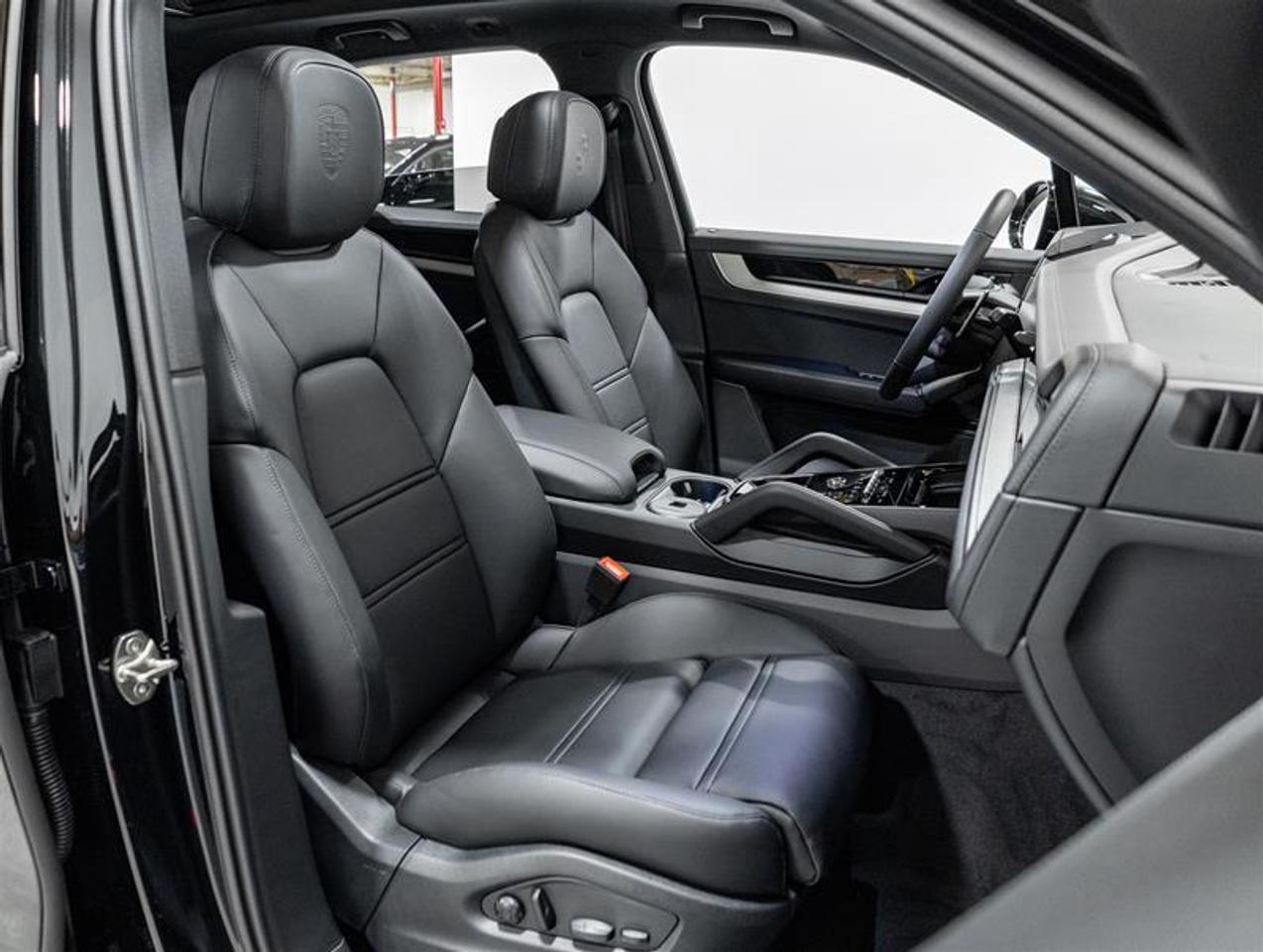 2026 Porsche Cayenne  Photo