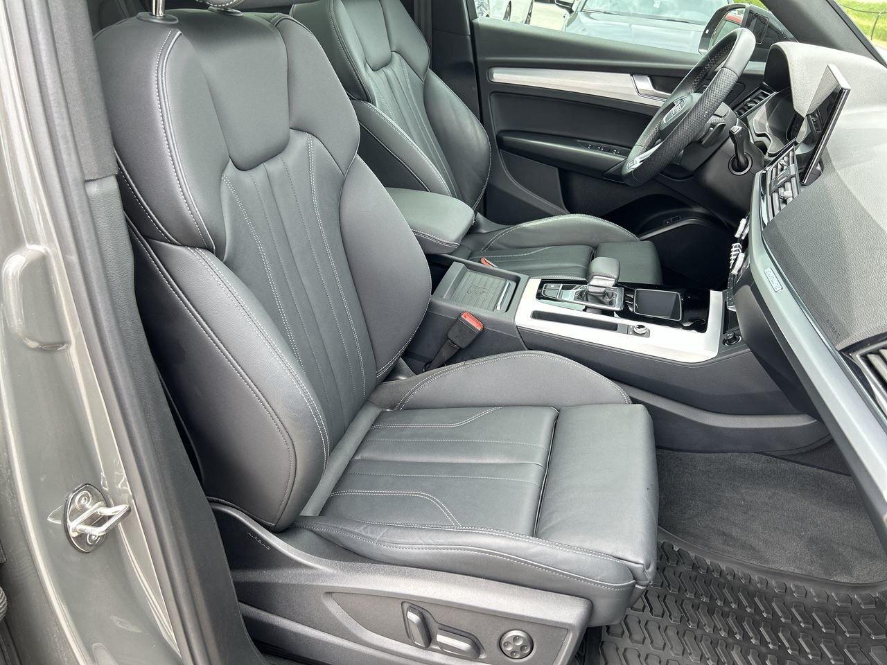 2023 Audi Q5 45 2.0T Progressiv quattro 7sp S Tronic   Top View Photo