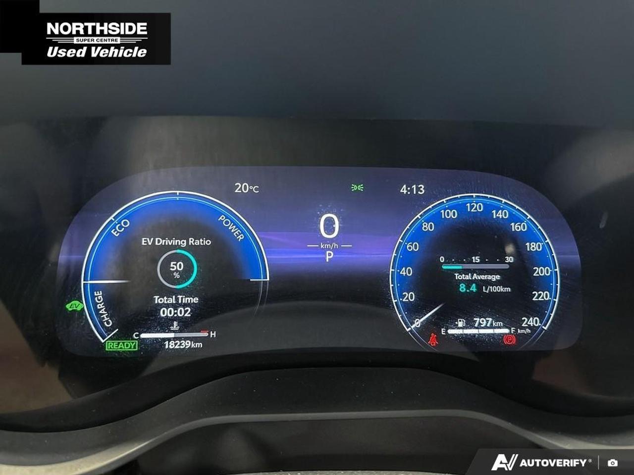 2025 Toyota Sienna XSE 7-Passenger AWD Photo