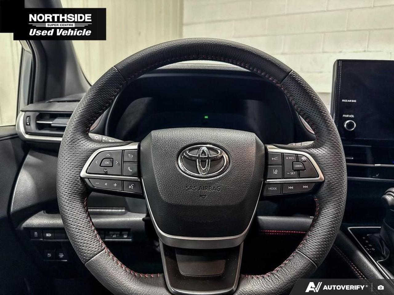 2025 Toyota Sienna XSE 7-Passenger AWD Photo