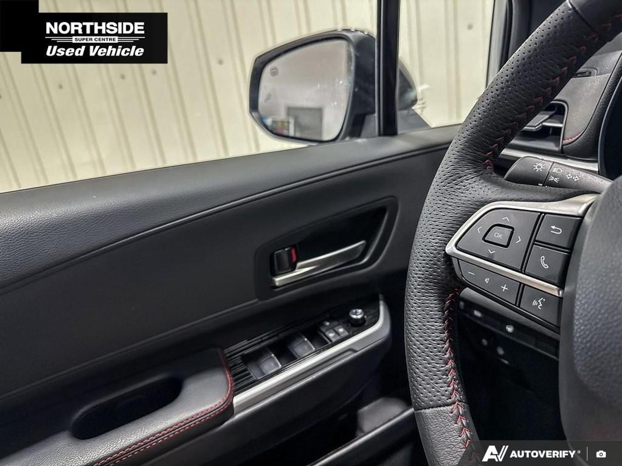 2025 Toyota Sienna XSE 7-Passenger AWD Photo
