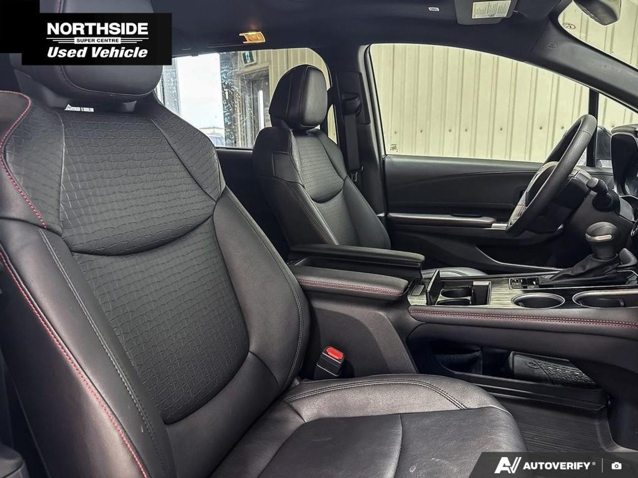 2025 Toyota Sienna XSE 7-Passenger AWD Photo