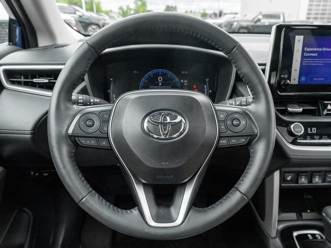 2024 Toyota Corolla Cross XLE 4dr All-Wheel Drive Photo
