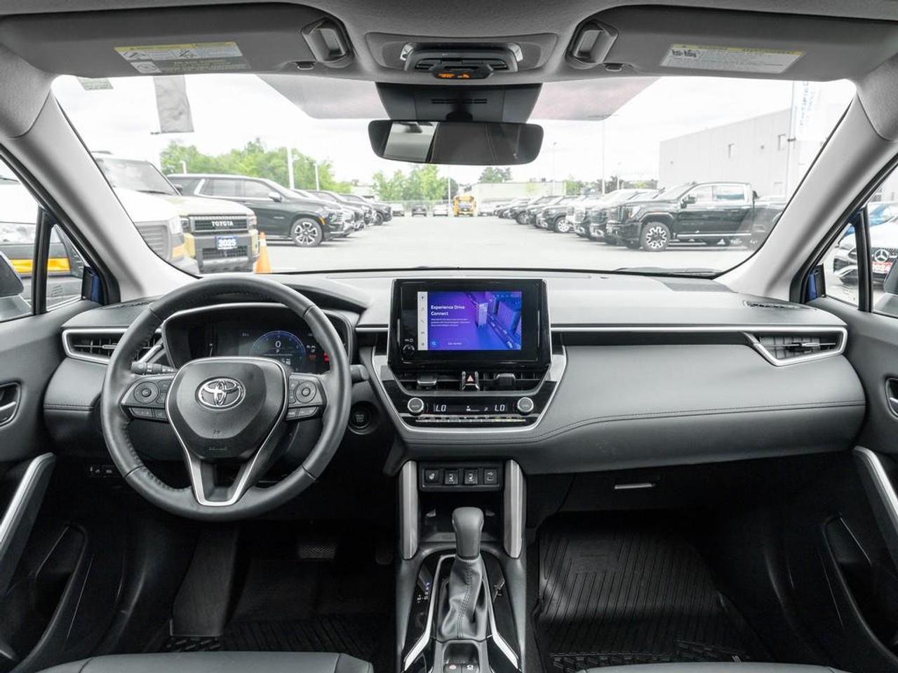 2024 Toyota Corolla Cross XLE 4dr All-Wheel Drive Photo
