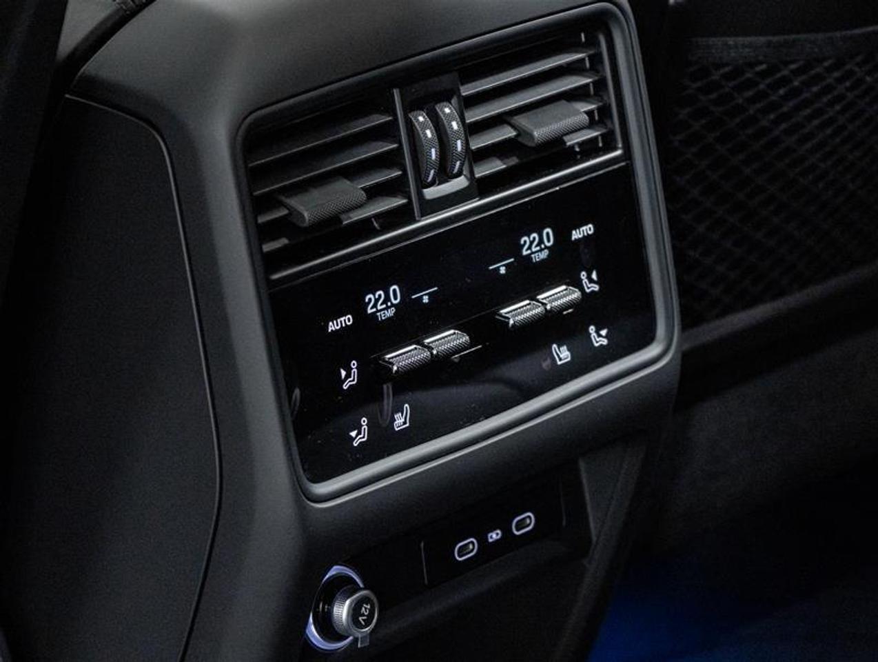 2026 Porsche Cayenne  Photo
