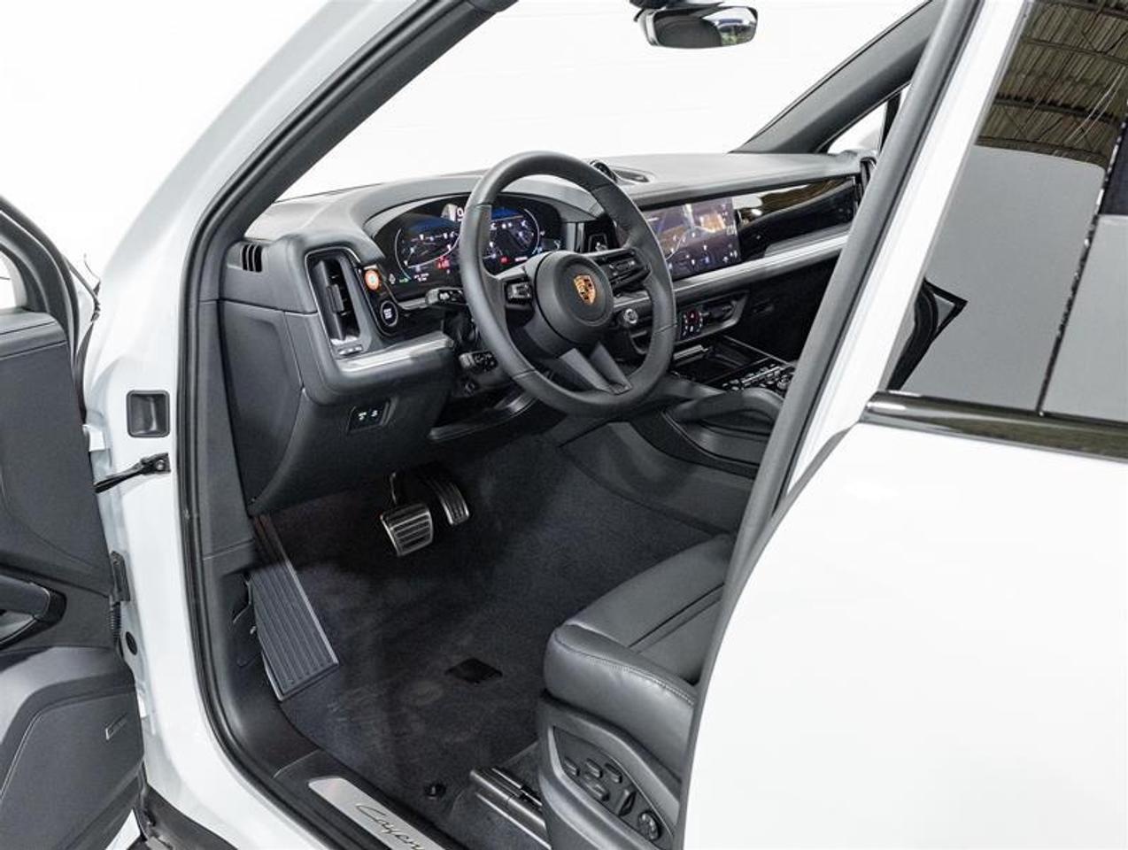 2026 Porsche Cayenne  Photo