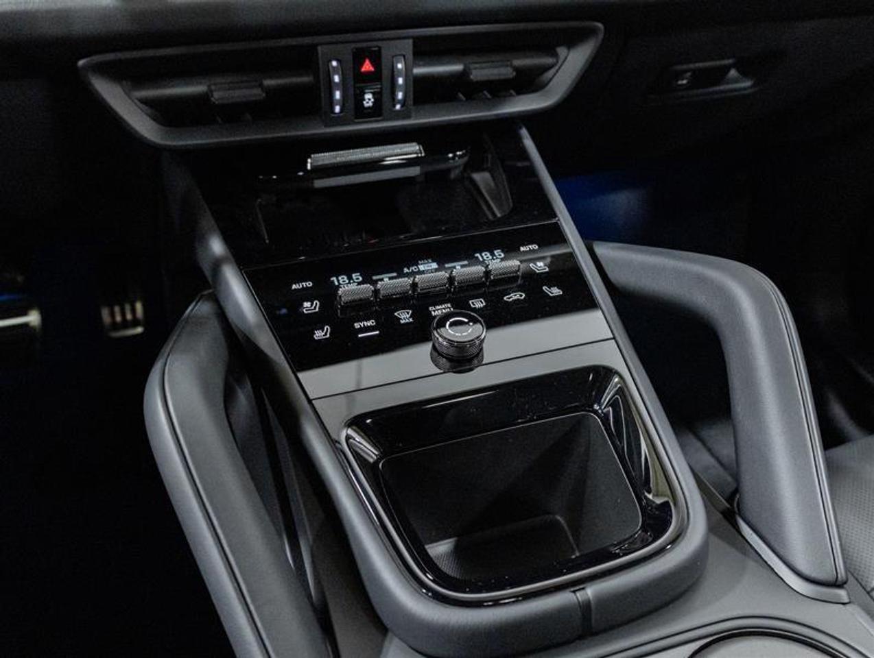 2026 Porsche Cayenne  Photo