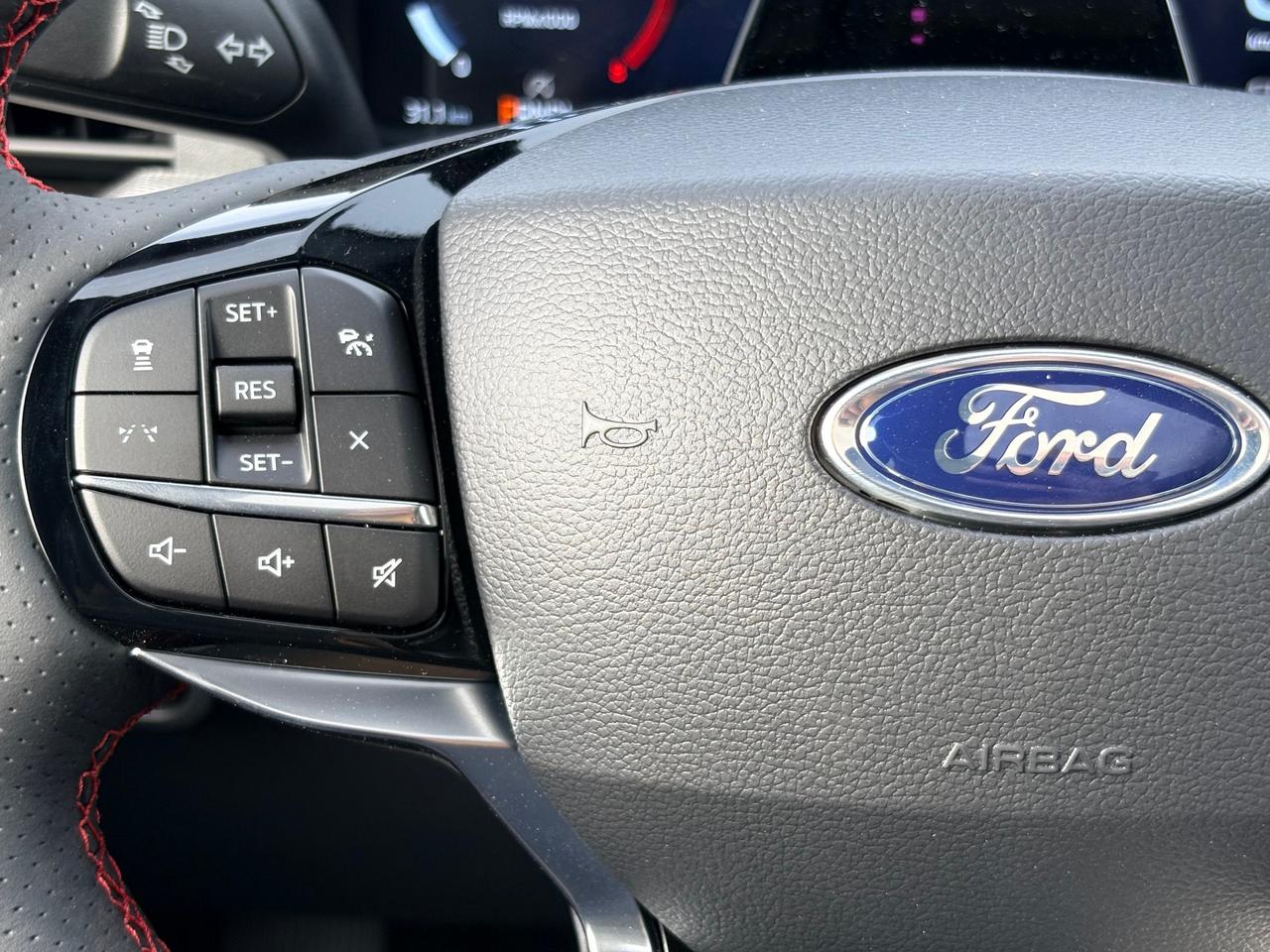 2026 Ford Explorer ST-Line 4dr 4x4 Photo