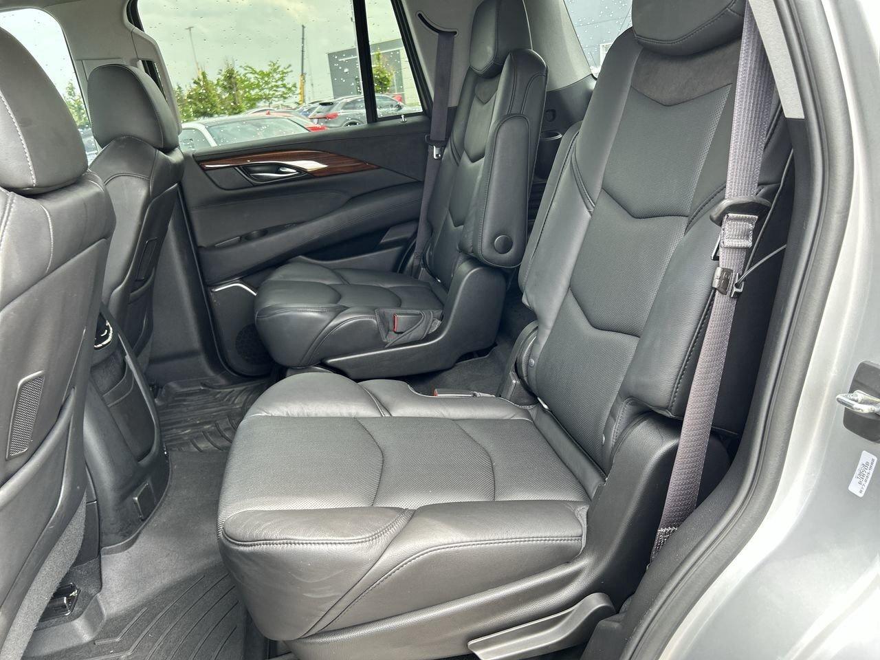 2016 Cadillac Escalade Luxury   Clean Accident-Free History Photo