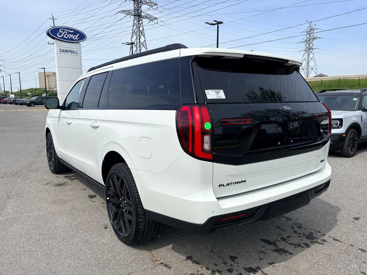 2026 Ford Expedition Max Platinum 4dr 4x4 Photo