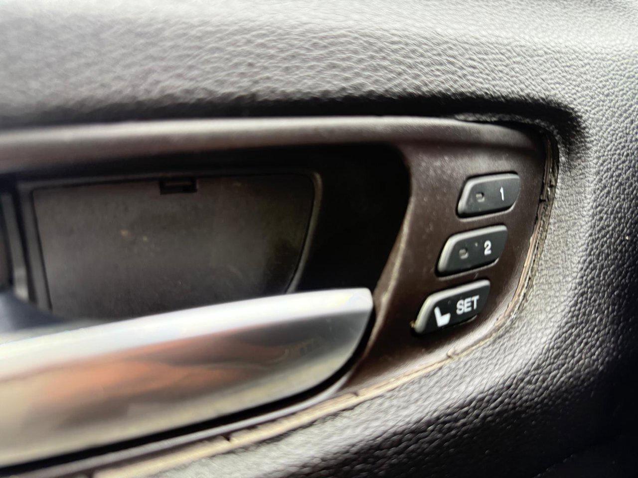 2017 Acura MDX Technology Package  Photo