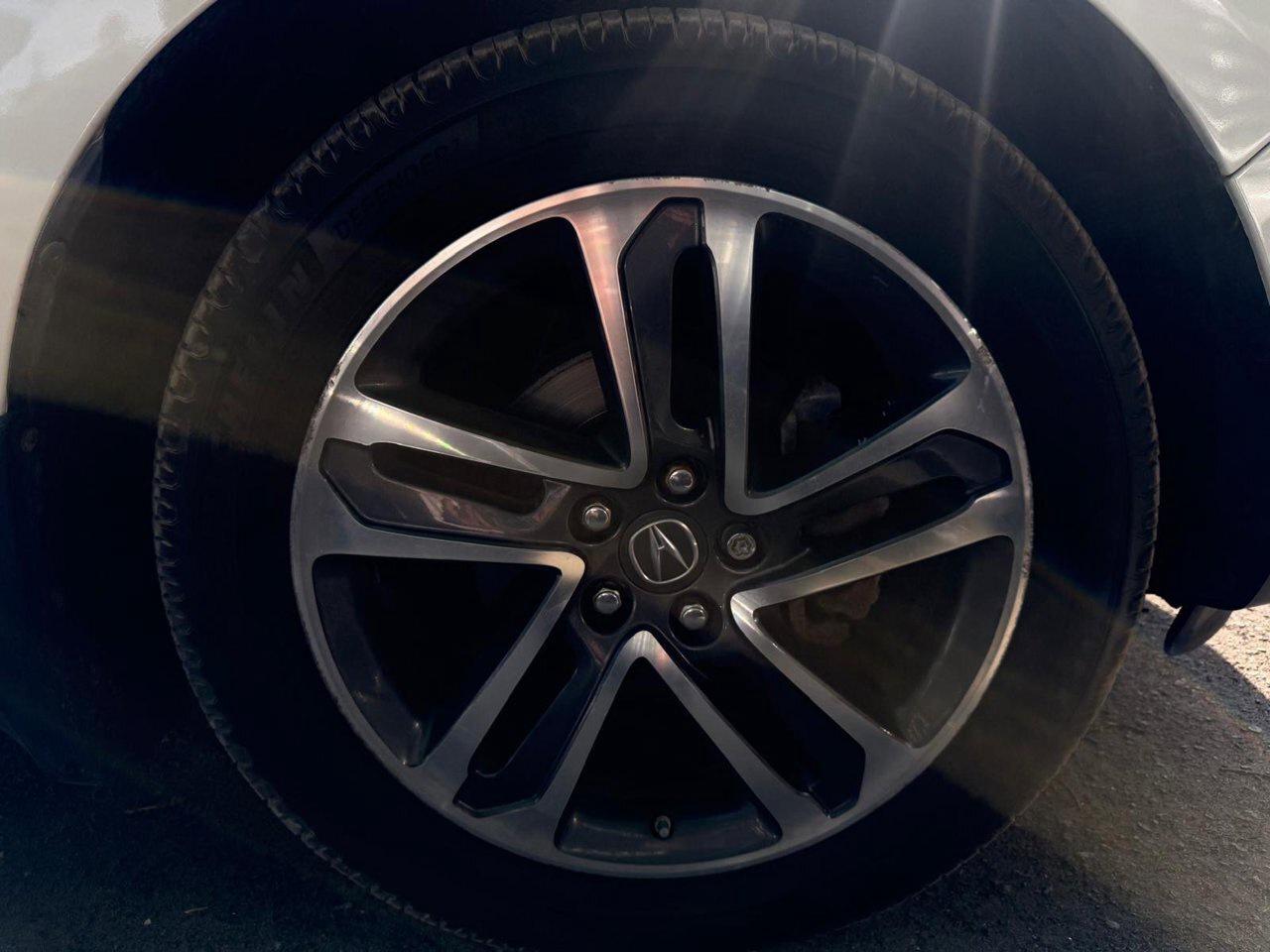 2017 Acura MDX Technology Package  Photo