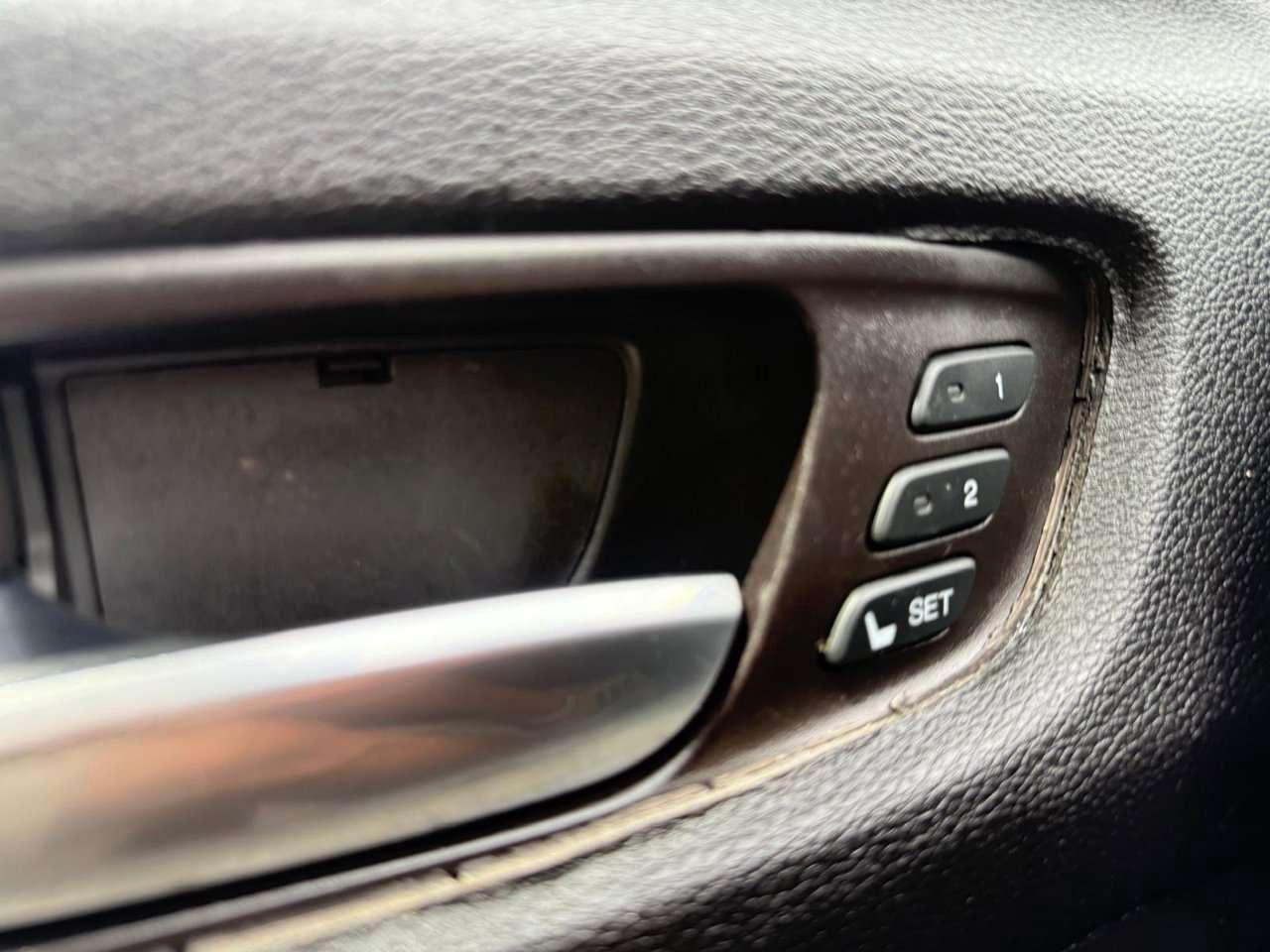 2017 Acura MDX Technology Package  Photo