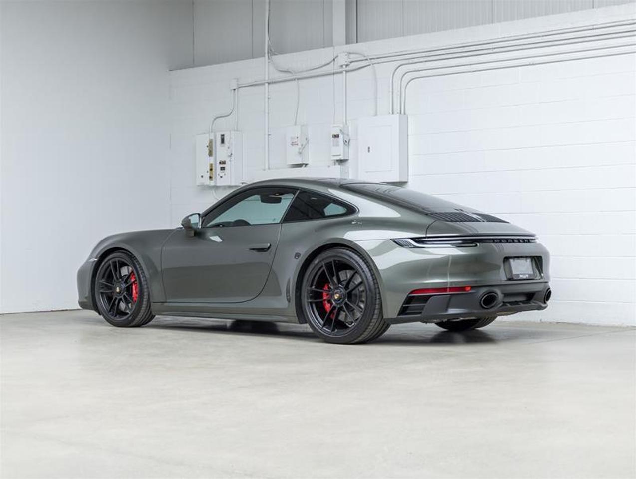 2023 Porsche 911  Photo