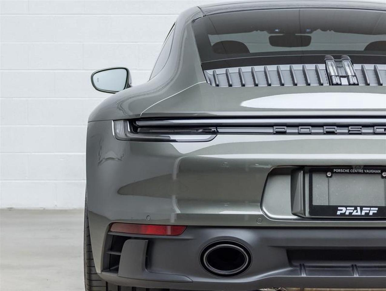 2023 Porsche 911  Photo