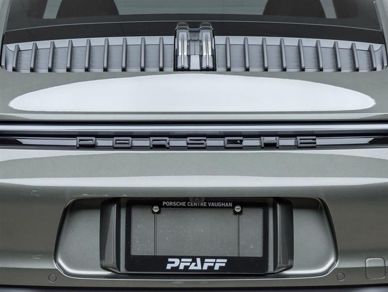 2023 Porsche 911  Photo