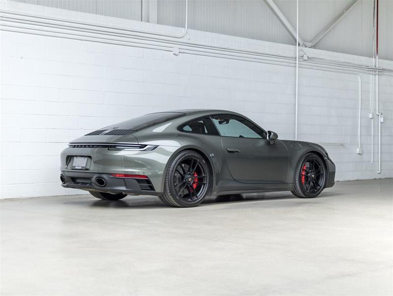 2023 Porsche 911  Photo