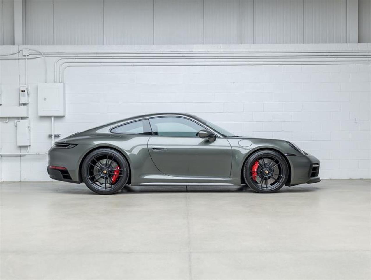 2023 Porsche 911  Photo