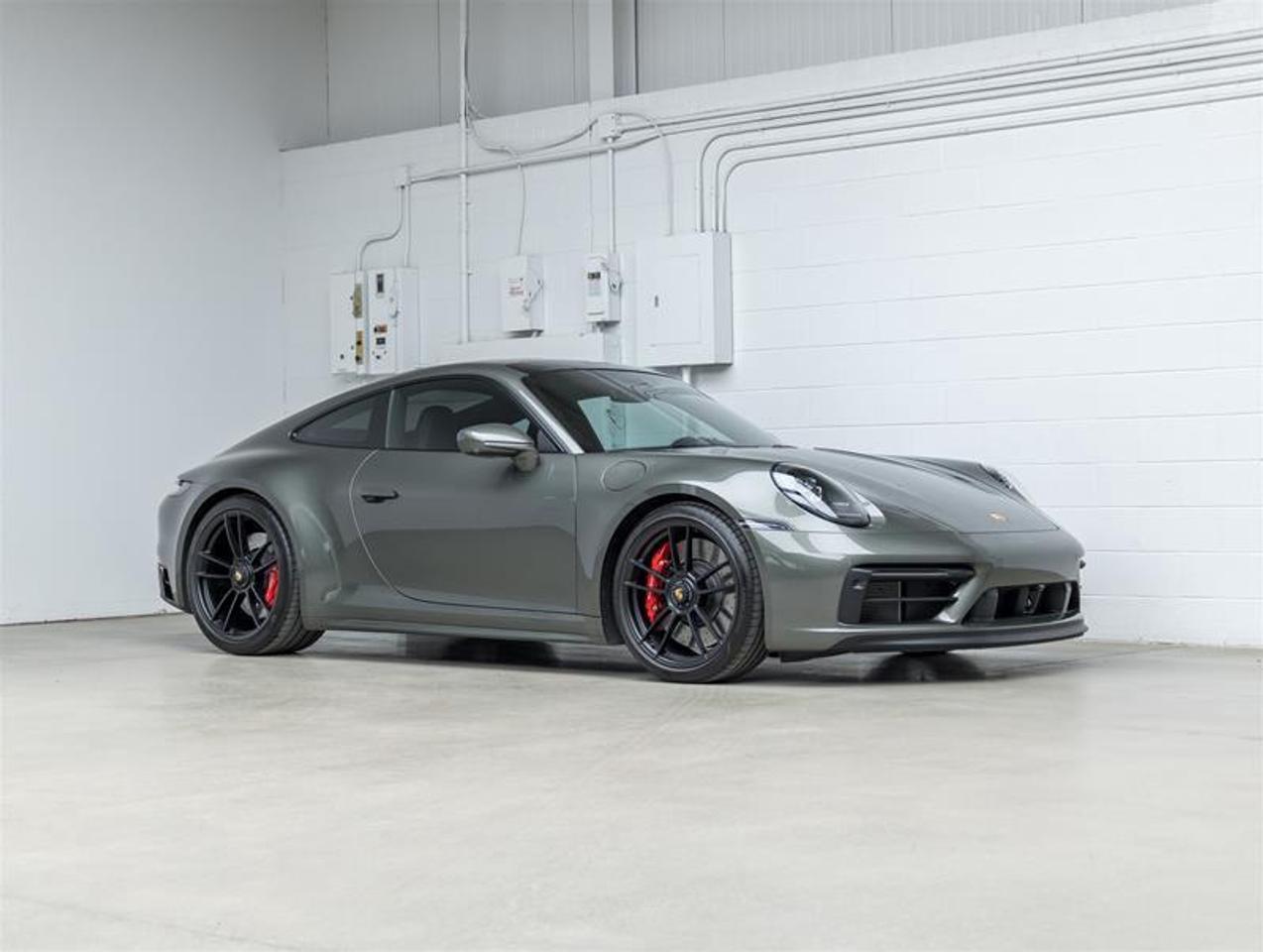 2023 Porsche 911  Photo
