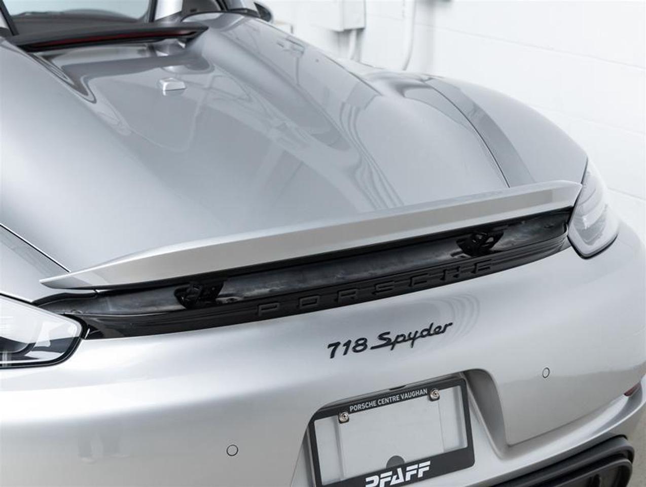 2021 Porsche 718 Spyder  Photo
