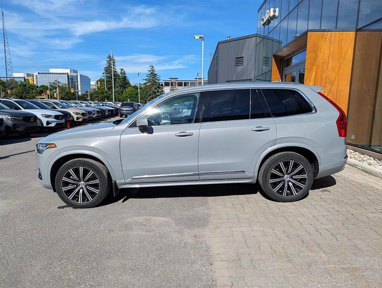 2024 Volvo XC90 B6 Core   7 Pass   Climate   Low KM   Clean Photo