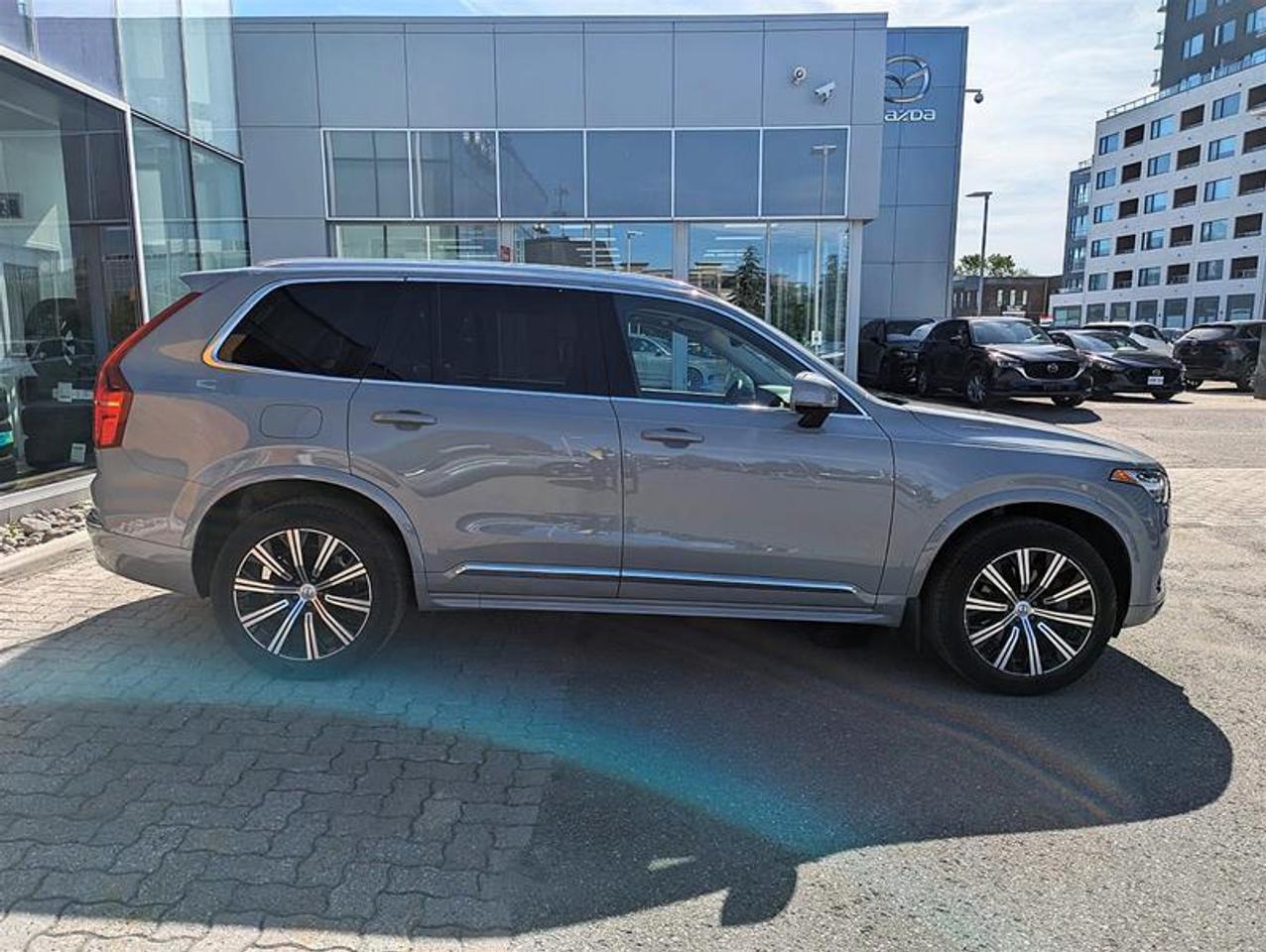2024 Volvo XC90 B6 Core   7 Pass   Climate   Low KM   Clean Photo