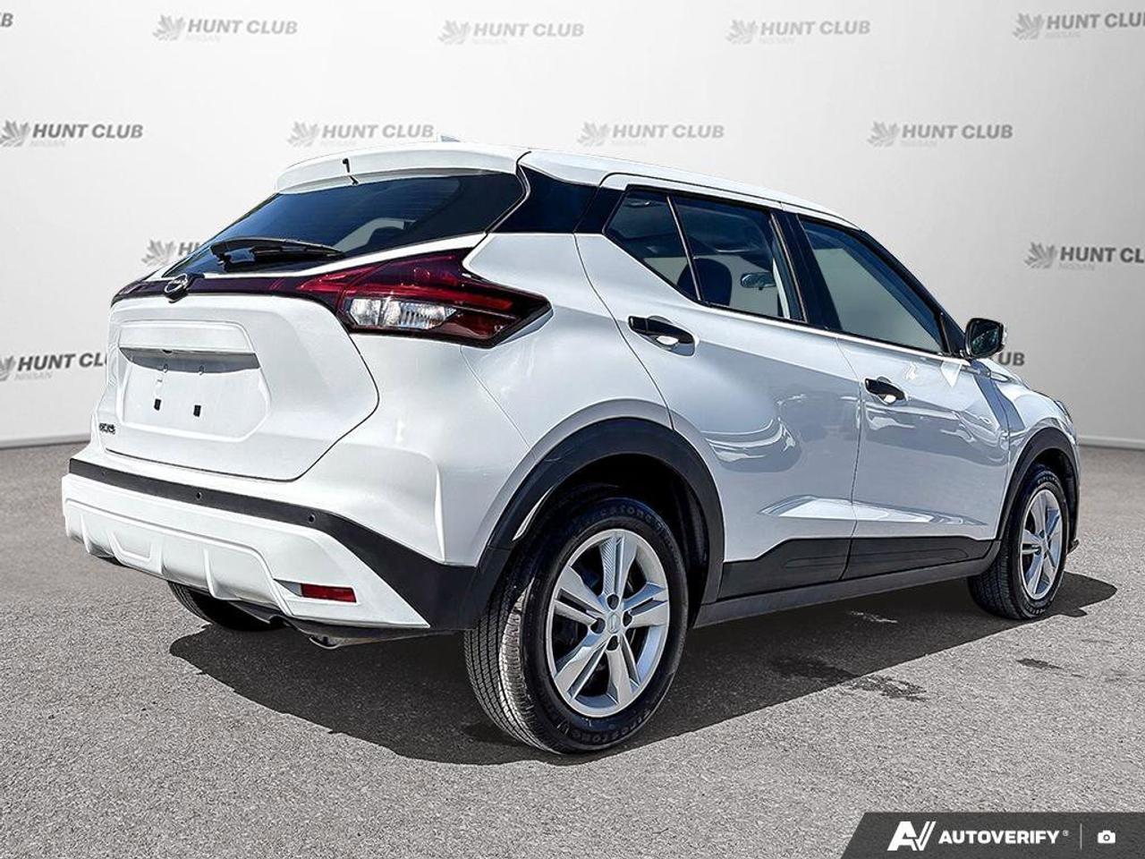 2024 Nissan Kicks S Photo
