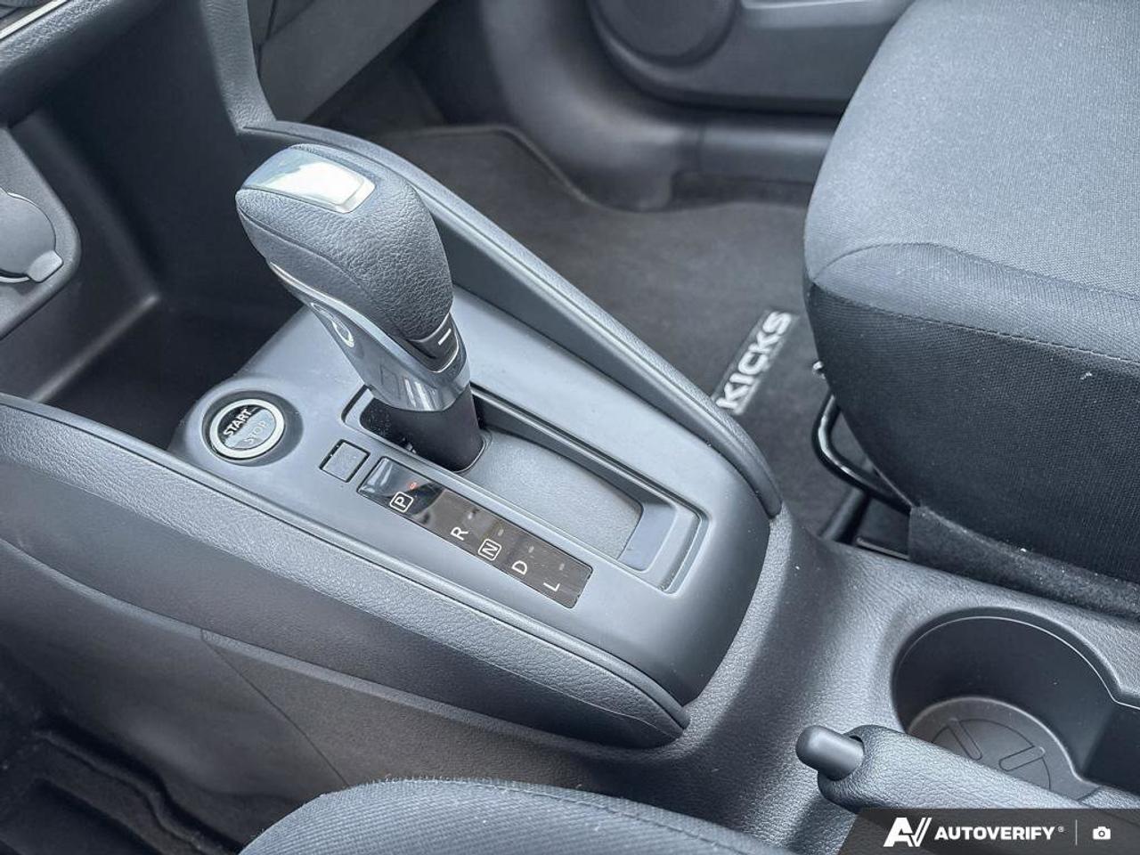 2024 Nissan Kicks S Photo