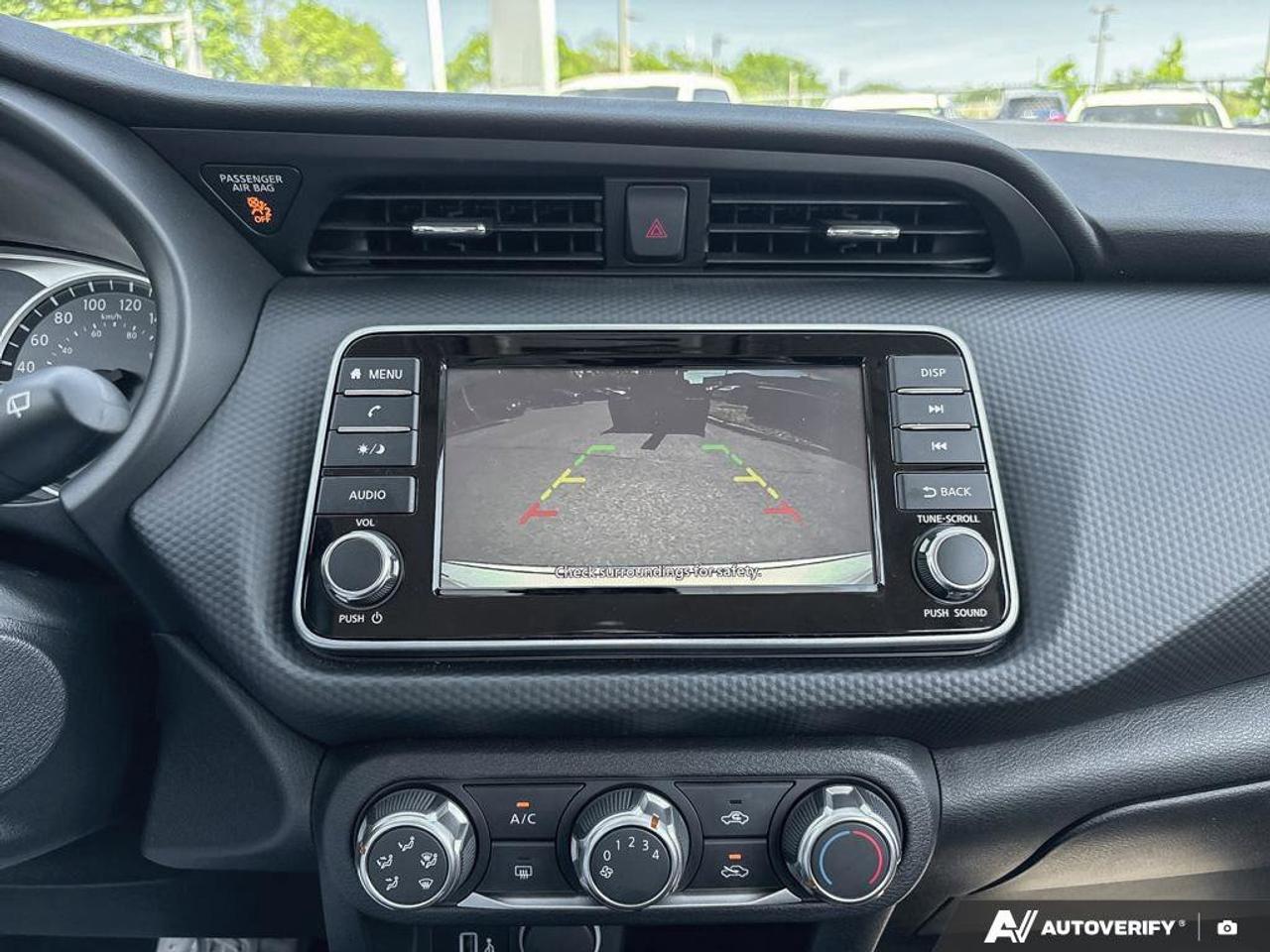 2024 Nissan Kicks S Photo