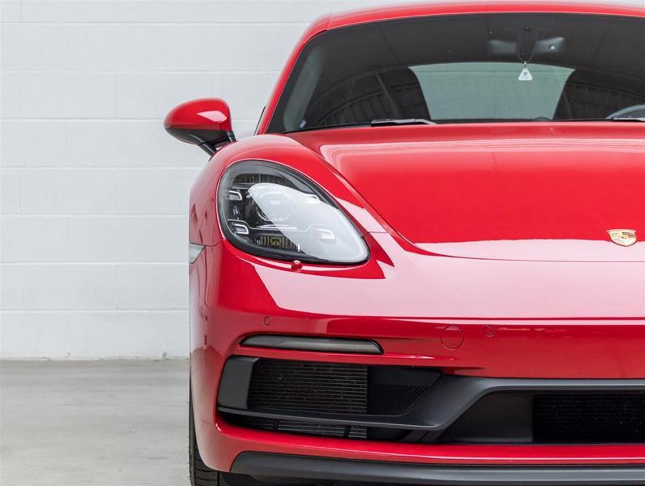 2024 Porsche 718 Cayman  Photo