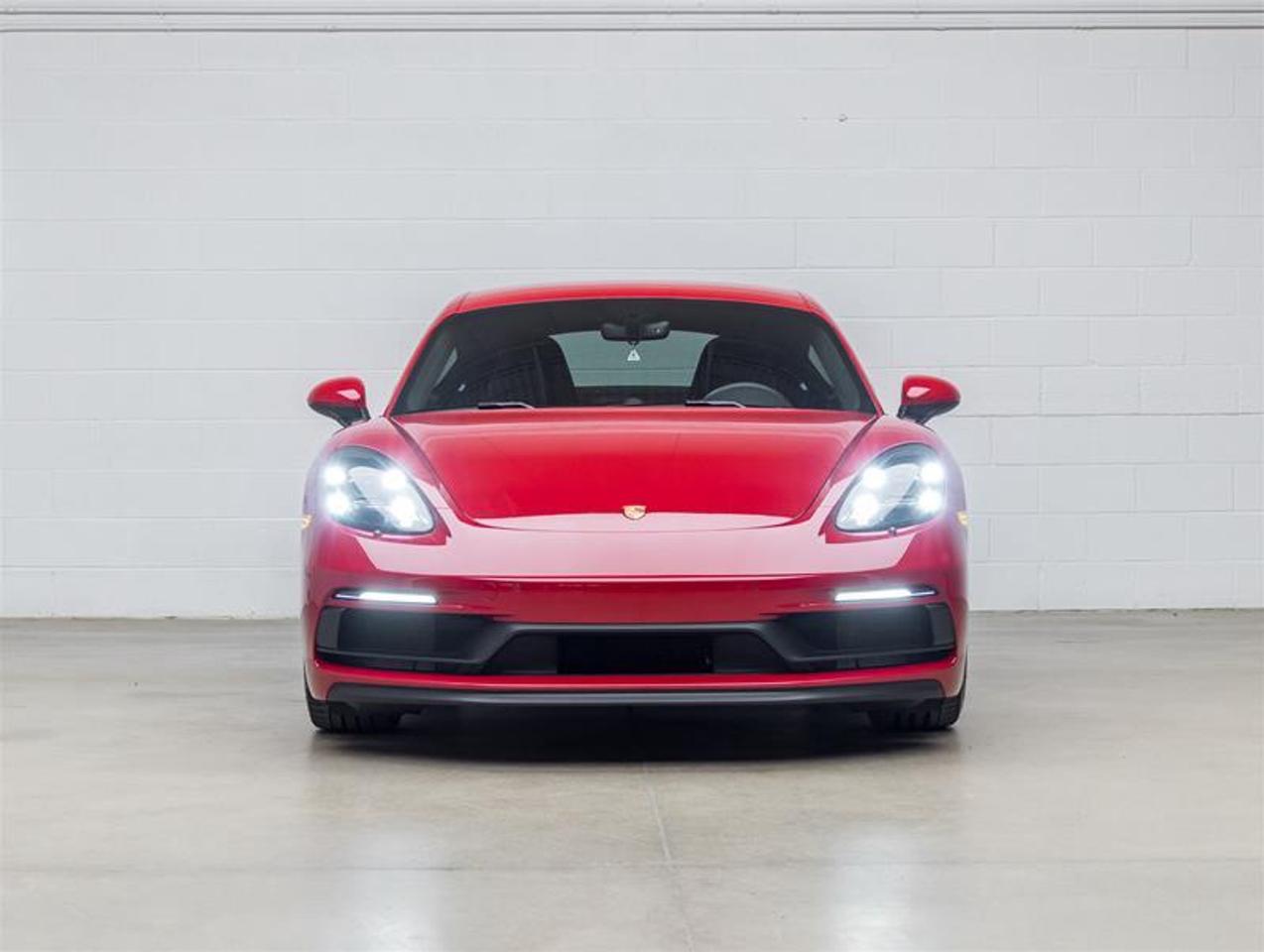 2024 Porsche 718 Cayman  Photo