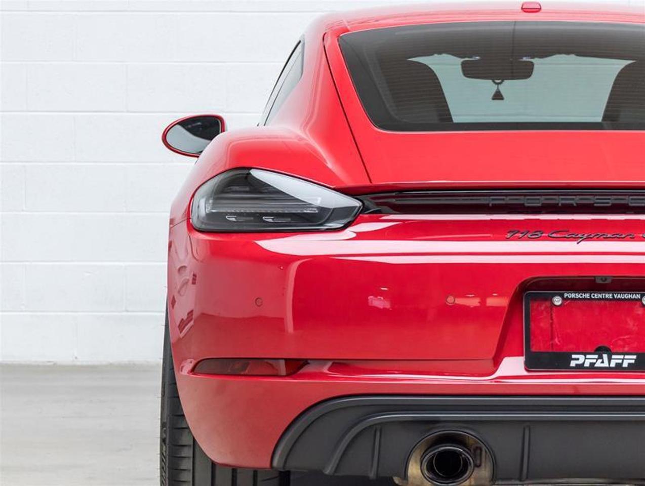 2024 Porsche 718 Cayman  Photo