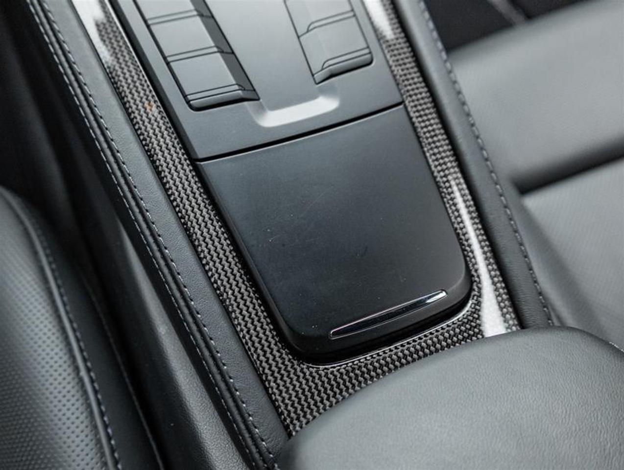 2024 Porsche 718 Cayman  Photo