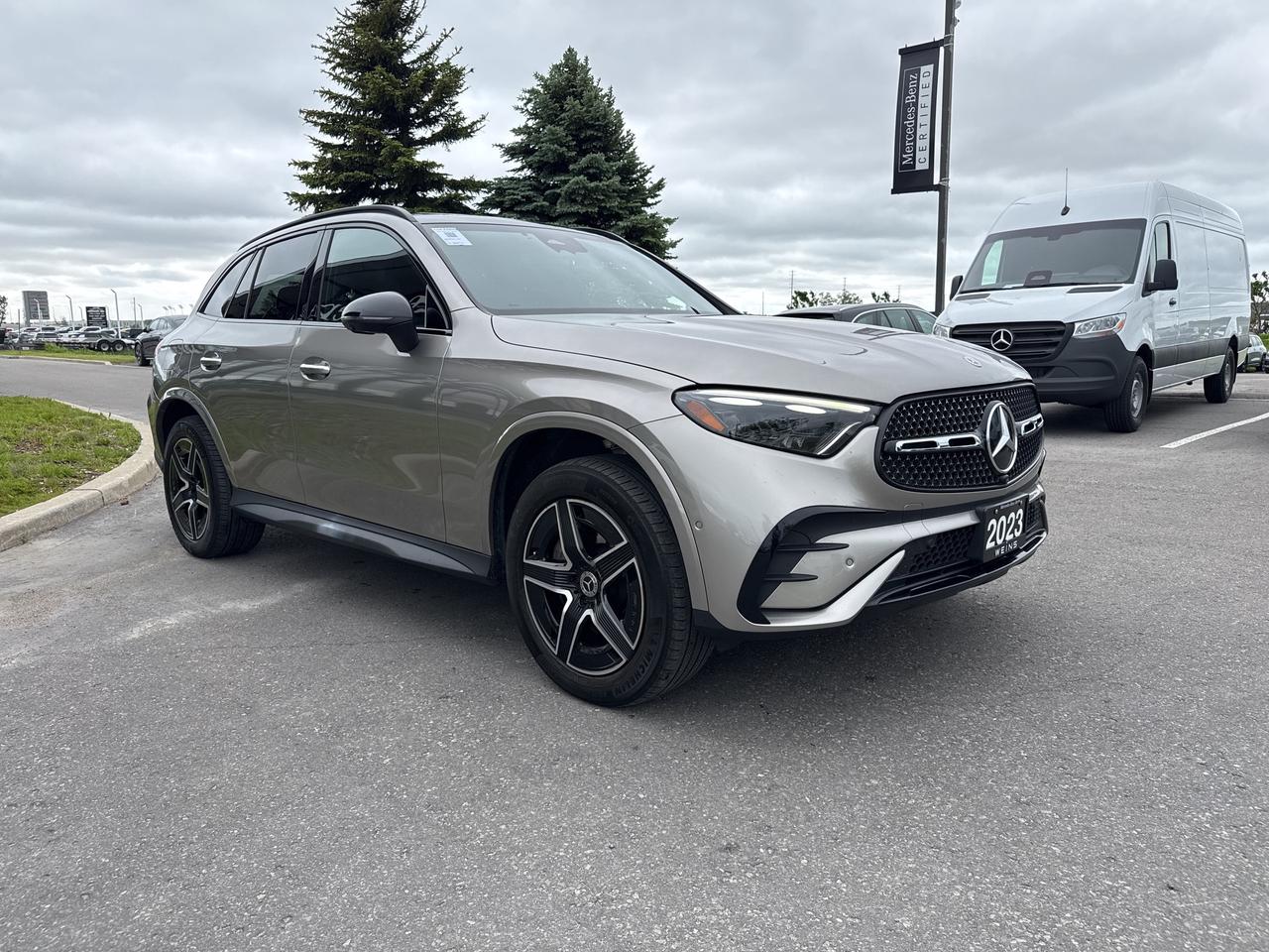 2023 Mercedes-Benz GLC 4MATIC® Photo3