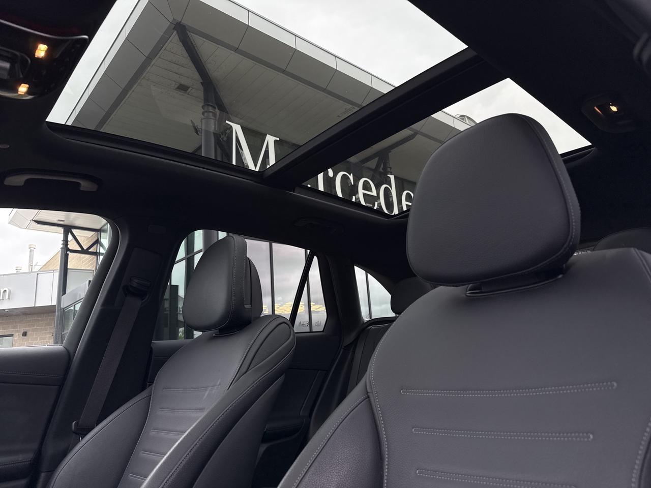 2023 Mercedes-Benz GLC 4MATIC® Photo