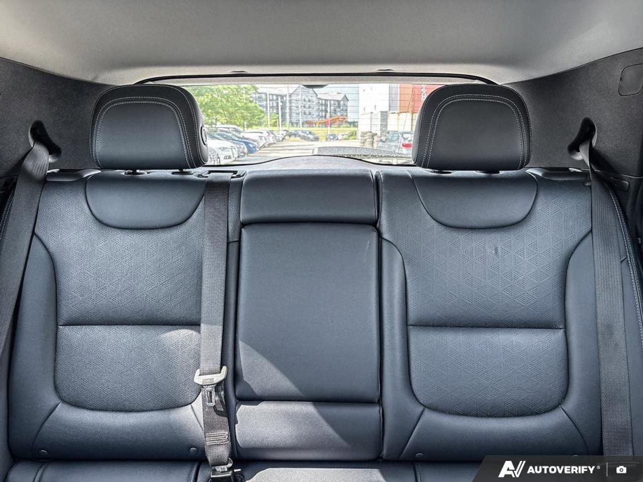 2022 Chevrolet Bolt EUV Premier Photo