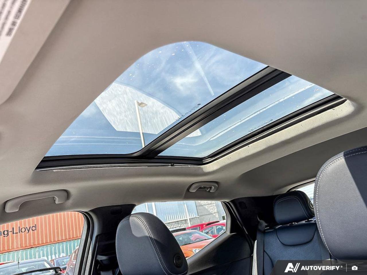 2022 Chevrolet Bolt EUV Premier Photo