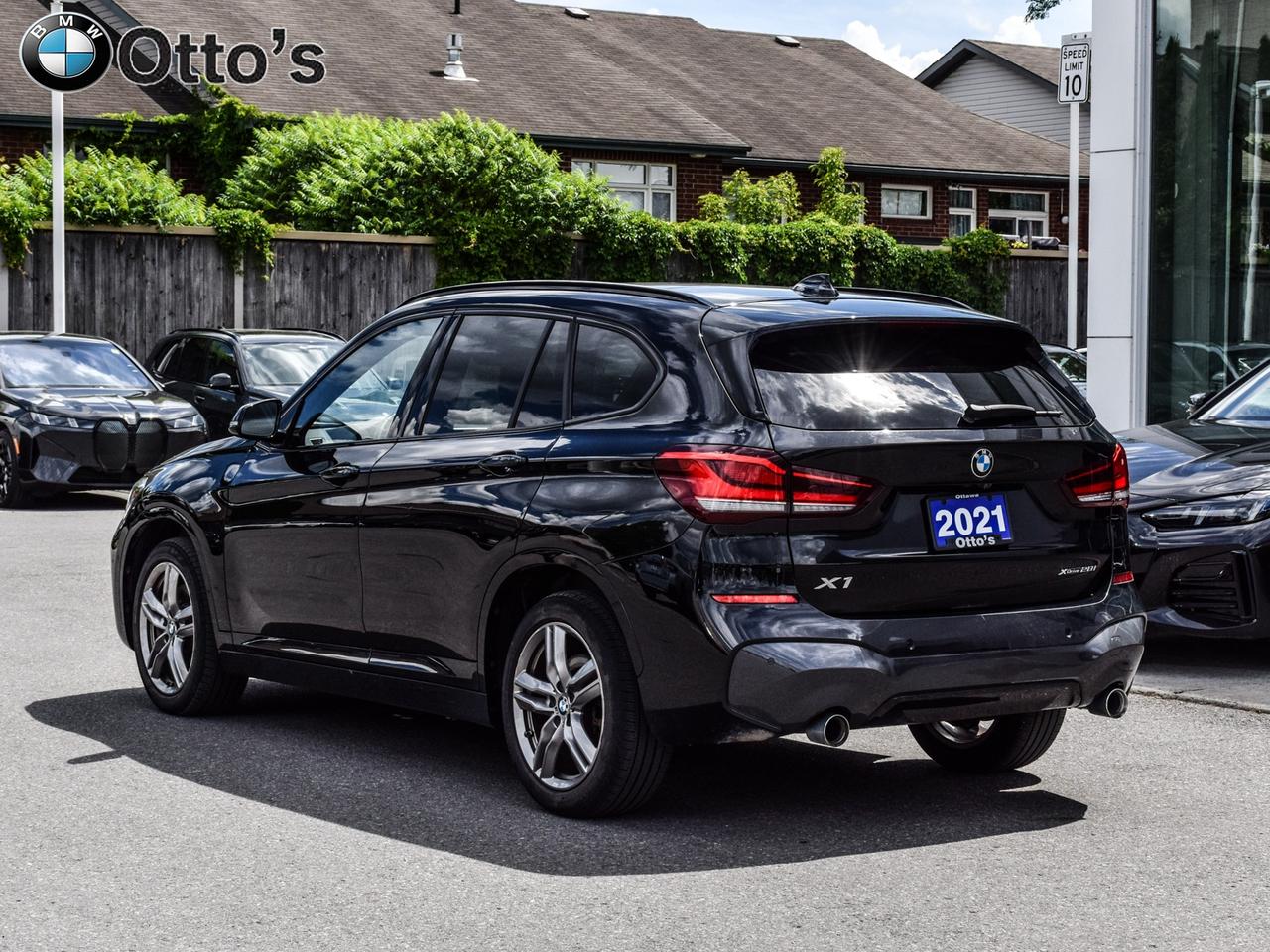 2021 BMW X1 xDrive28i Enhanced M Sport Package Heated Steering Photo