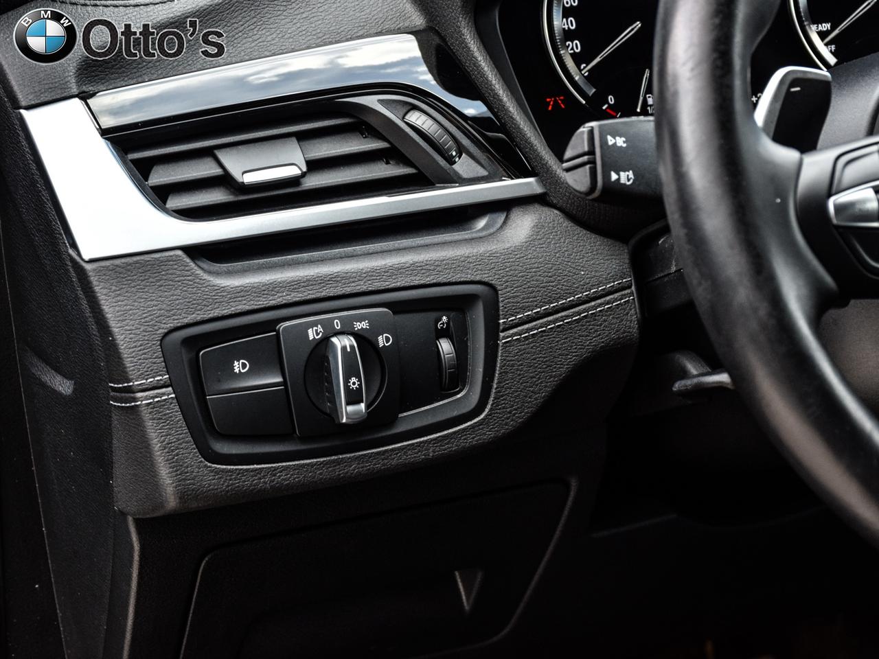 2021 BMW X1 xDrive28i Enhanced M Sport Package Heated Steering Photo