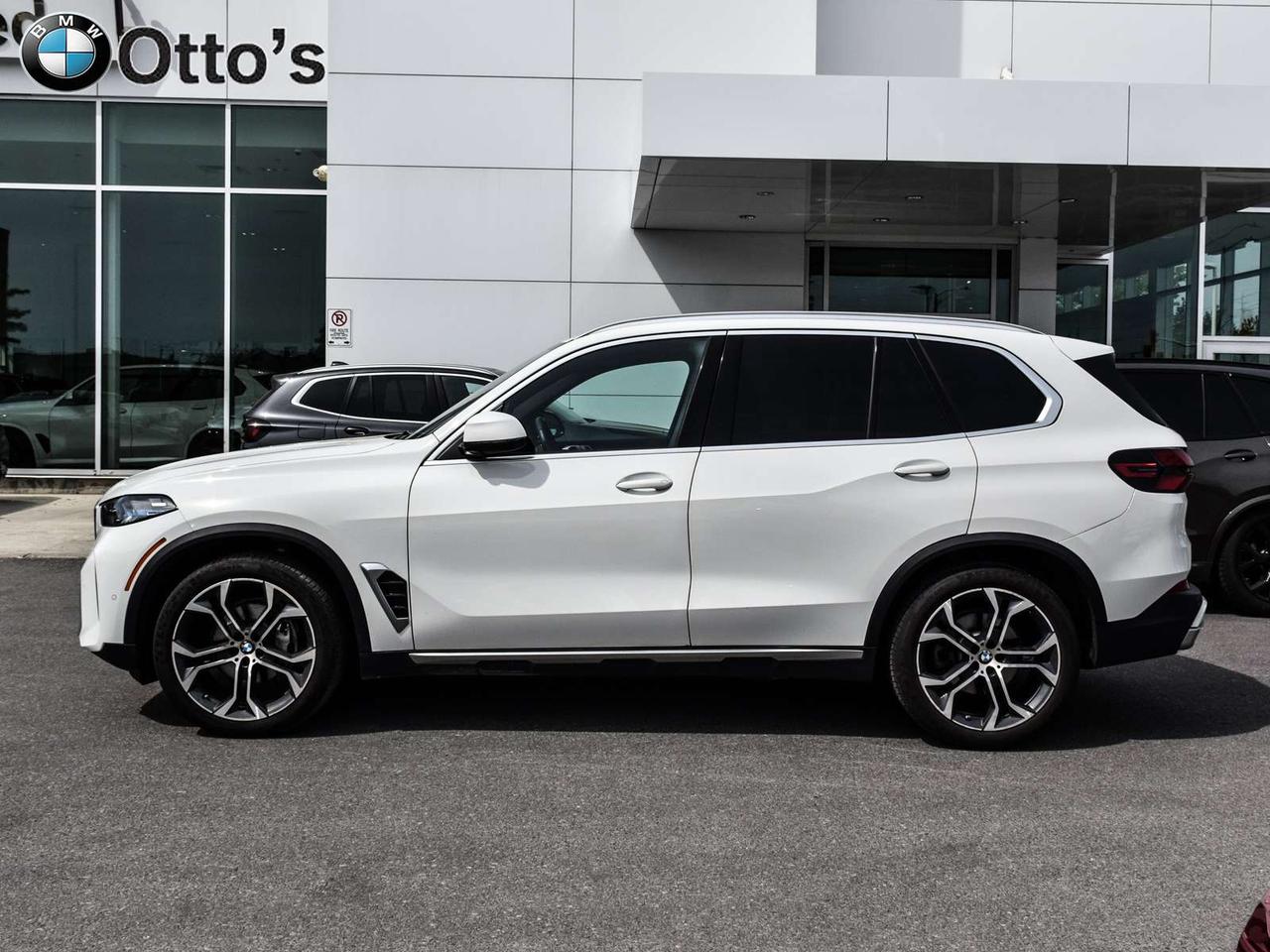 2024 BMW X5 xDrive40i Premium Essential Package 21inch Wheels Photo3