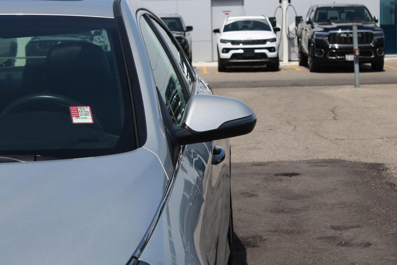 2019 Hyundai Sonata Sport  Sunroof BkpCam HtdSeats Photo