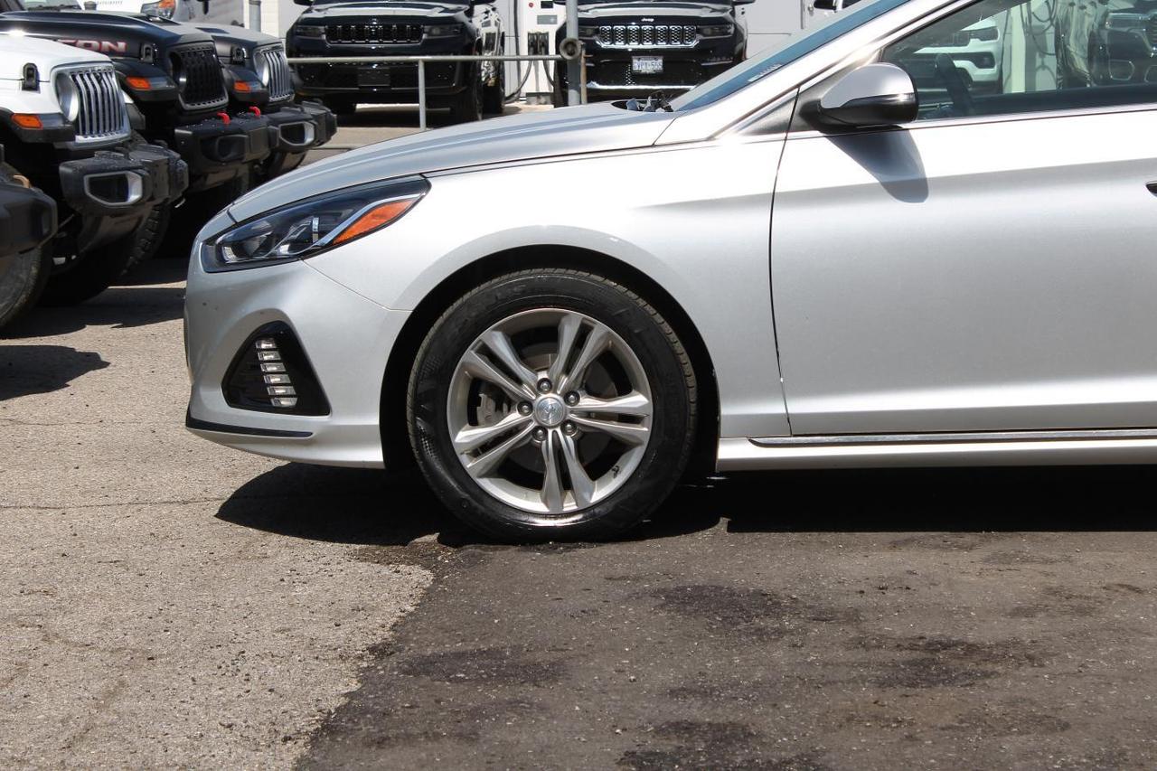 2019 Hyundai Sonata Sport  Sunroof BkpCam HtdSeats Photo