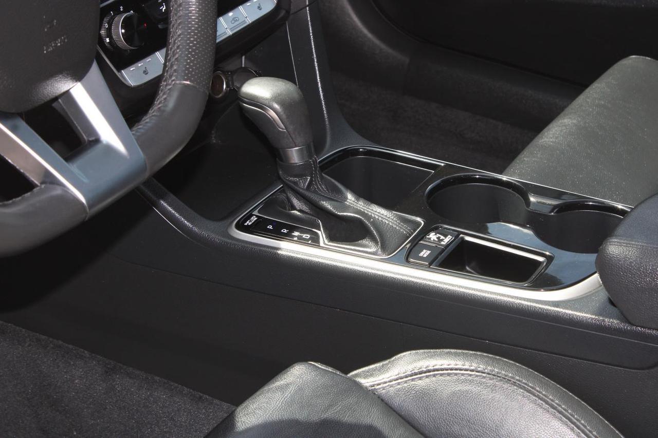 2019 Hyundai Sonata Sport  Sunroof BkpCam HtdSeats Photo